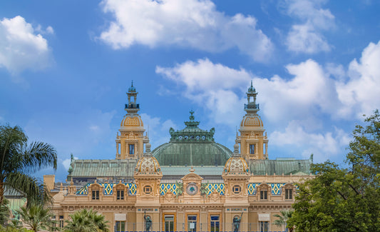 Monte Carlo Casinos: A Glimpse into Opulence and Elegance